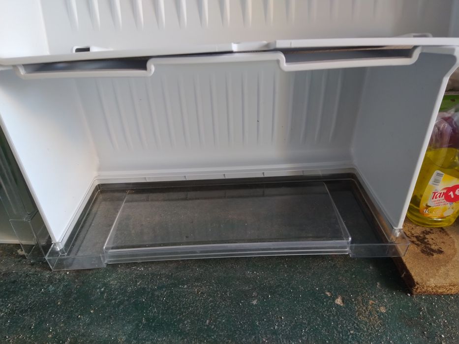 Prateleira e gavetas Hotpoint de 70cm