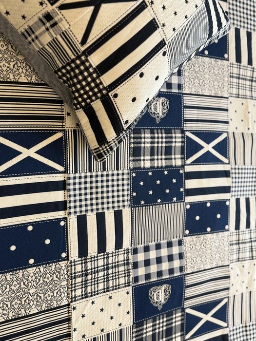 1 Coberta de casal + 2 almofadas + 2 cobertas cama de solteiro