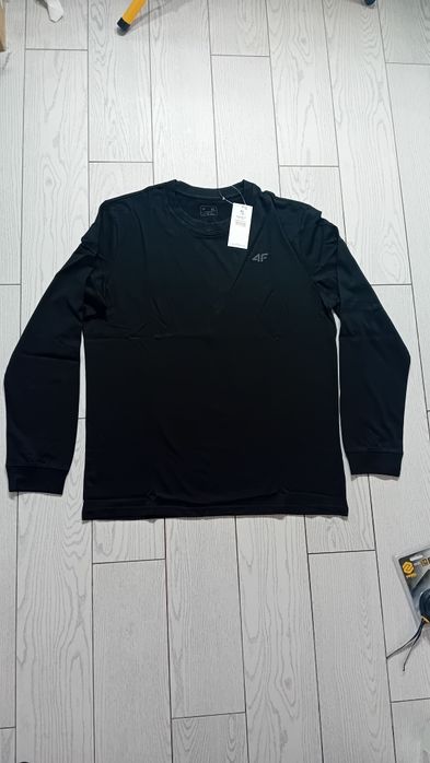 Nowy! Longsleeve 4F XL męski czarny z małym czarnym logo (950)