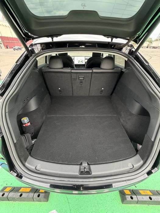 Tesla Model Y Long Range Dual Motor AWD, 2021