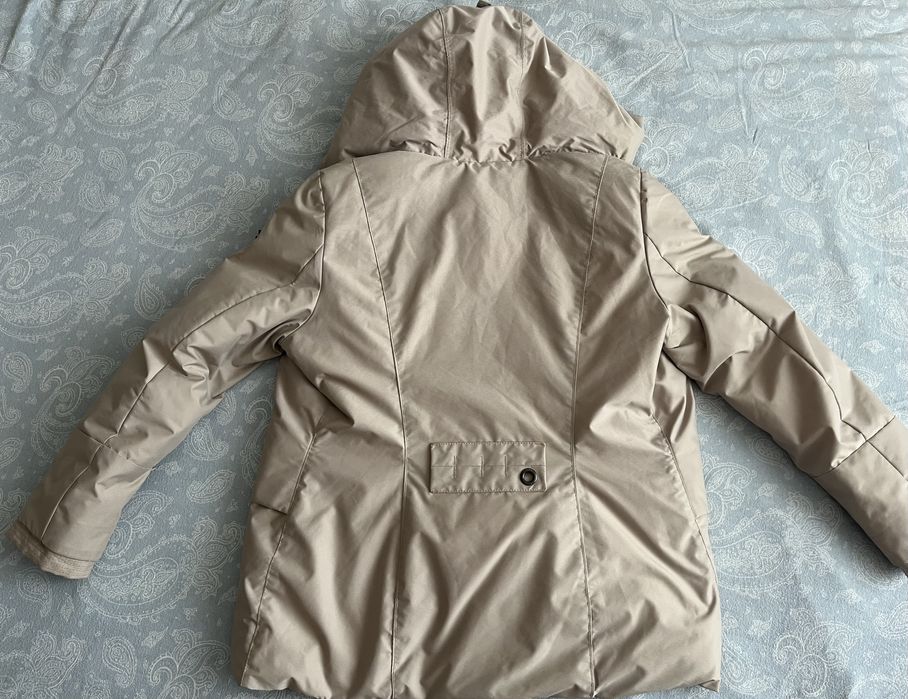 Жіноча зимова куртка