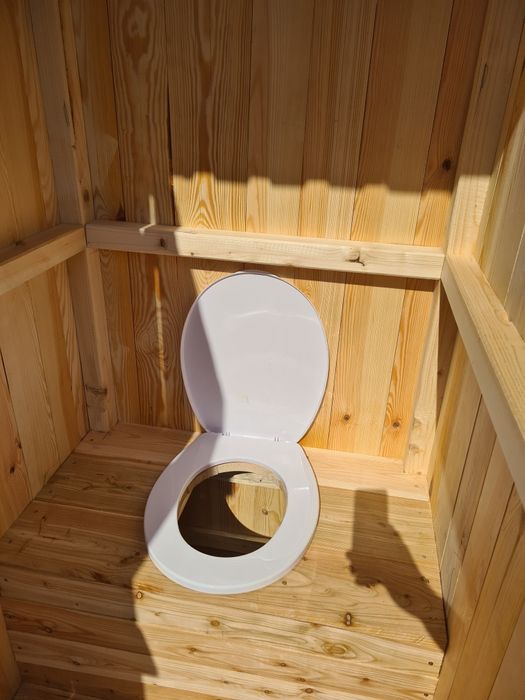 WC, wychodek, toaleta nowa na budowę, działkę