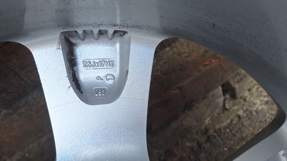 р17 5×112 диски на Skoda, VW