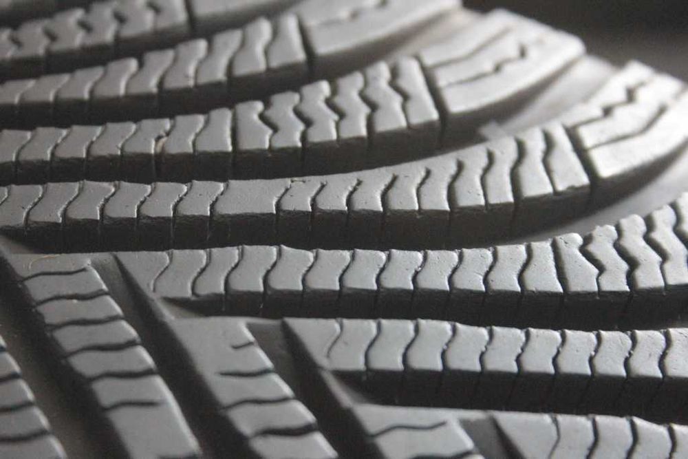 225/55/17 Michelin Alpin 5 225/55 R17 97H MO M0 * BMW