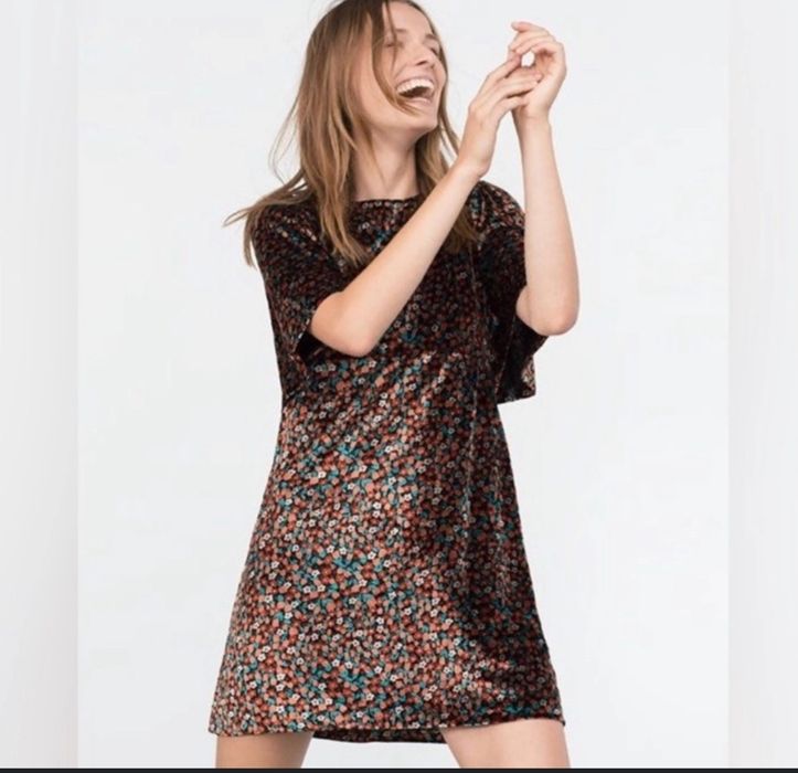 Оксамитова сукня ZARA