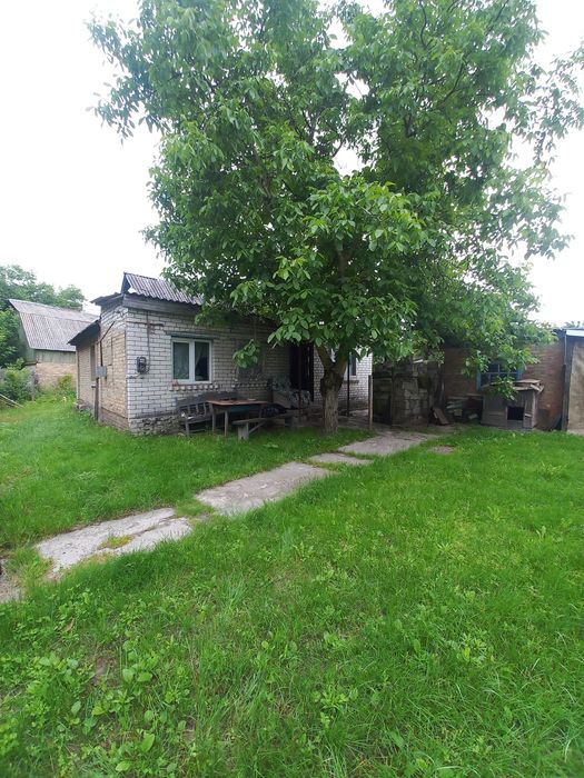 Продається будинок з землею Пухівка