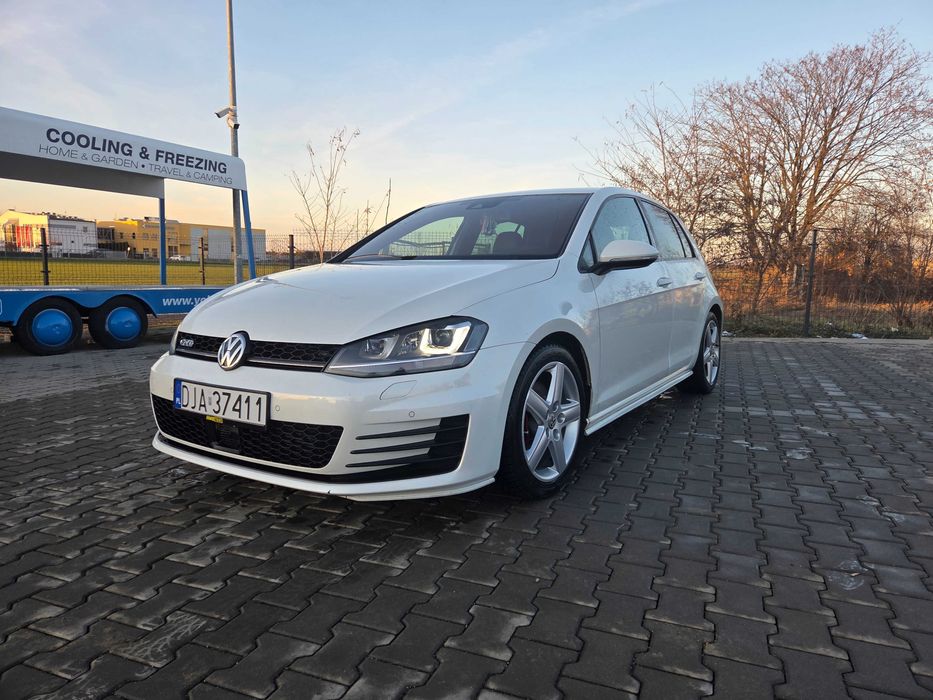 Volkswagen Golf VII GTD
