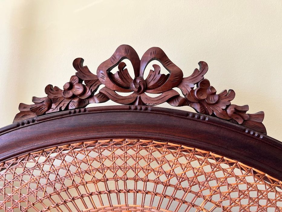 Cama solteiro palhinha e madeira trabalhada