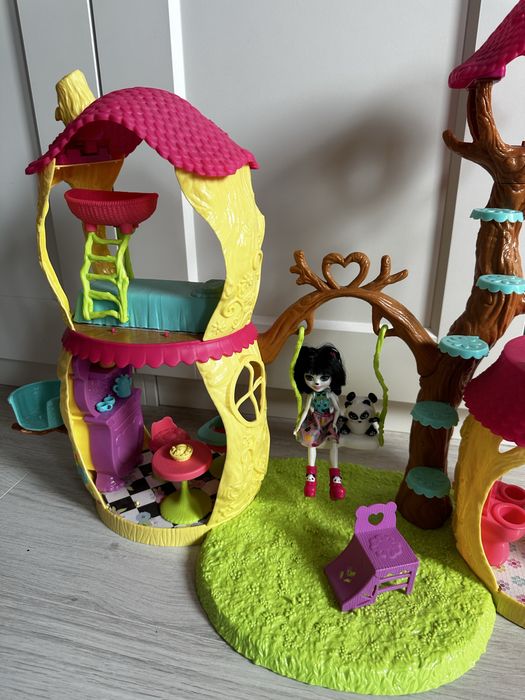 Domek enchantimals