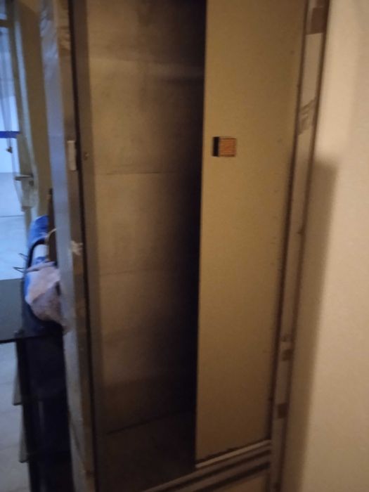 Armário espelho para WC