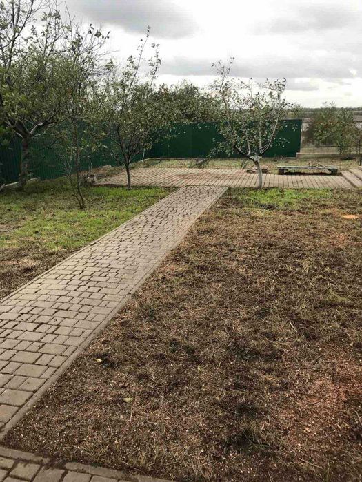 дом-дача, берег лимана, до моря 5 км.