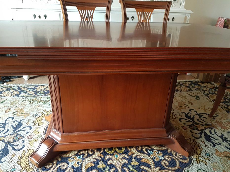 Mesa Extensível Maciça Cerejeira Sala Jantar + 6 Cadeiras + 2 Cadeirões de Paços Ferreira