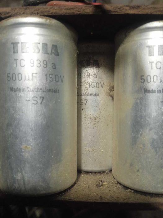 Вінтажні конденсатори Тесла
