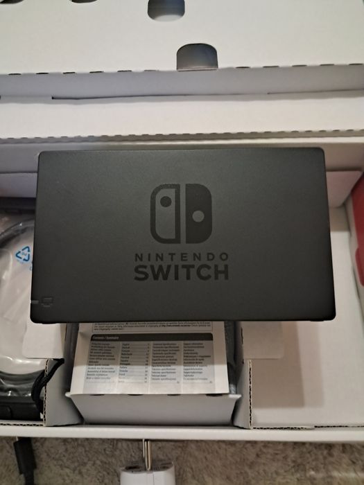 Продам Nintendo Switch