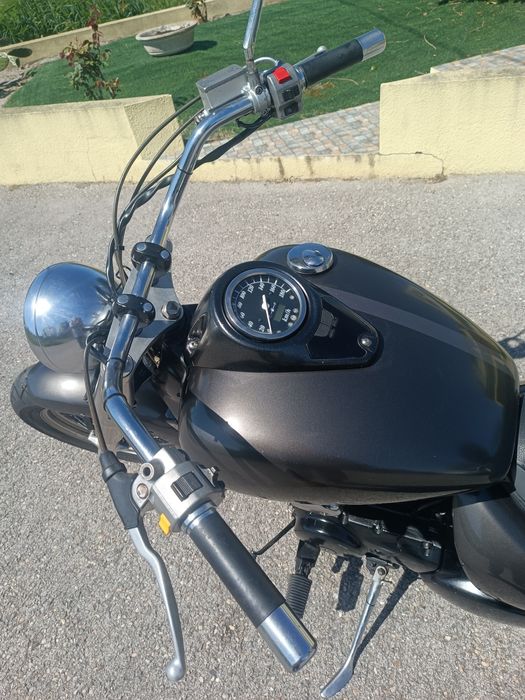 Suzuki intruder veluzia 800