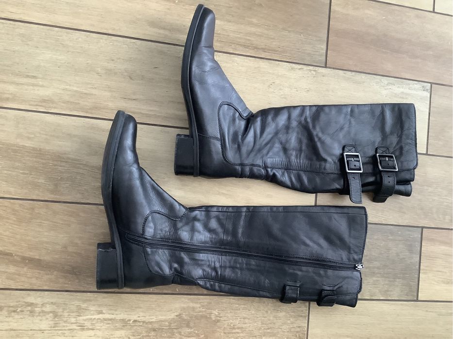 Czarne skórzane kozaki damskie Clarks rozmiar 37 lub 37,5