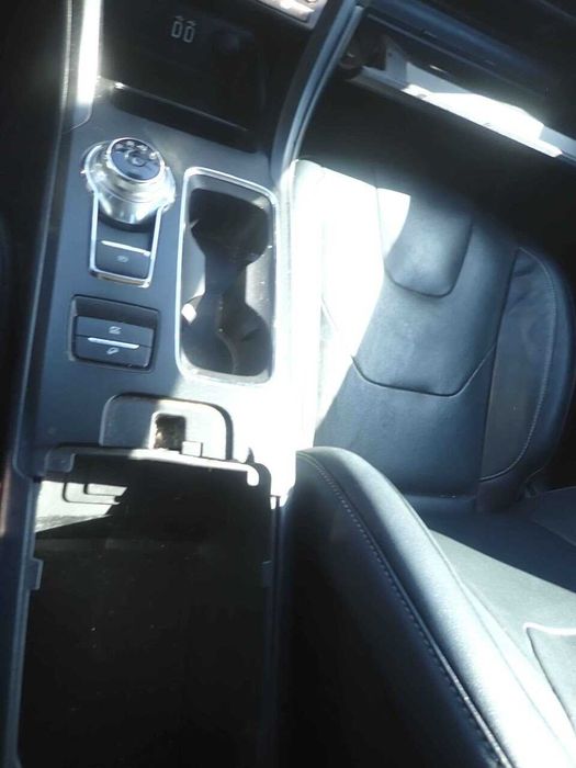 Продам Ford Fusion Titanium hybrid 2019
