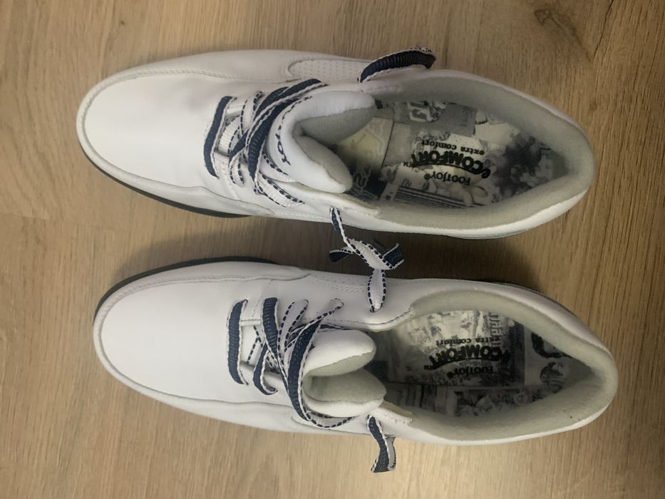 Sapatos de golfe novos Footjoy