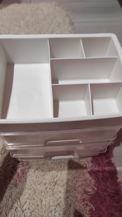 Organizer na kosmetyki