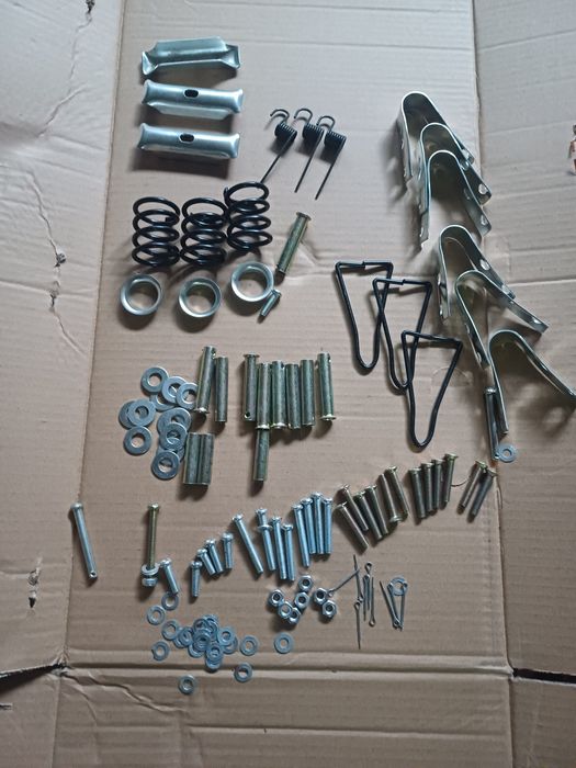 Сани дитячі в кольорах