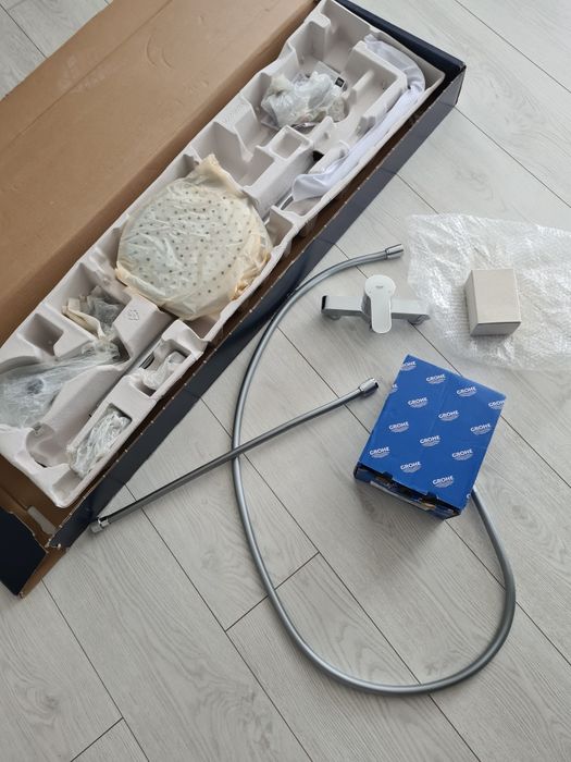 Zestaw prysznicowy Grohe Vitalio Start 250mm z baterią Grohe