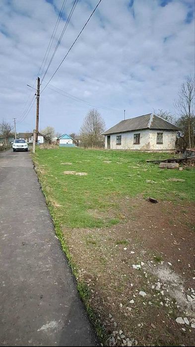 Ділянка 30 соток з асфальтованим під’їздом: 15 хв до Івано-Франківська. с.Рибне
