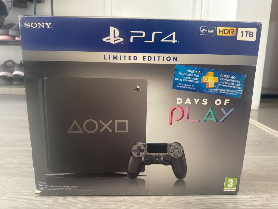 Vendo caixa vazia de Ps4