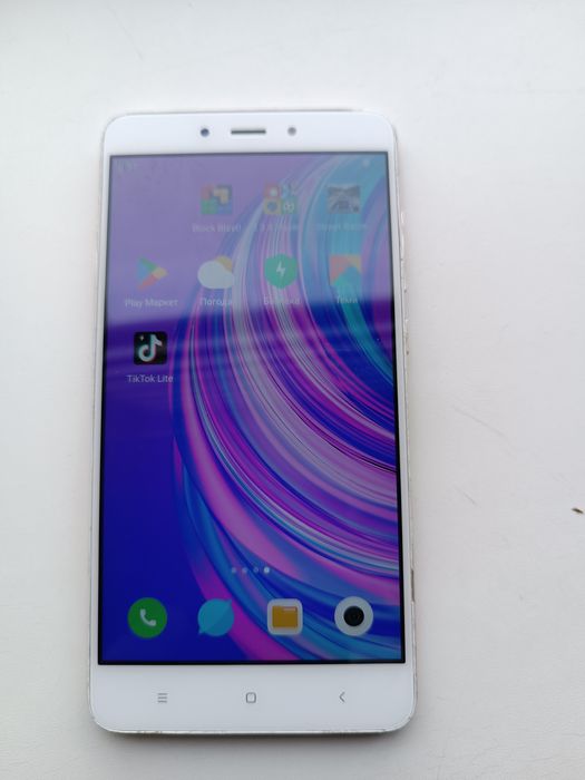 Смартфон Редмі нод 4