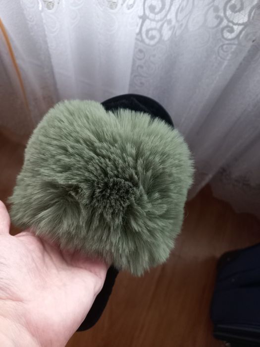 Kapcie damskie nowe rozmiar 38 - 39 z futerkiem