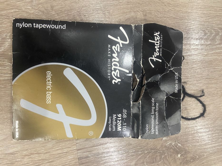 Cordas de baixo Fender Nylon  tapewound USA