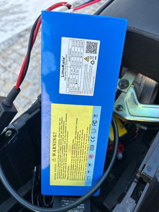 Mota/ bicicleta eléctrica, bateria litio 48V nova