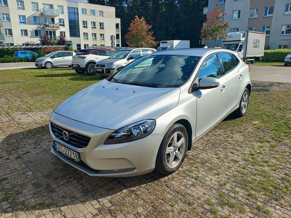 Volvo V40