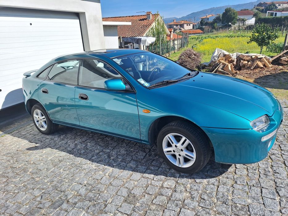 Mazda 323 1.5 16v