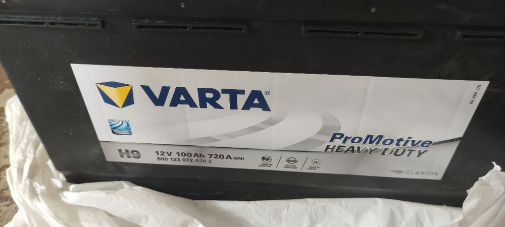 Акумулятор силовий Varta 100 ah 720 а H9 новий з Польщі