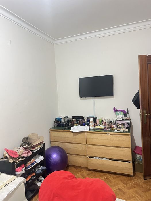 Quarto para alugar em estudantes em Almada