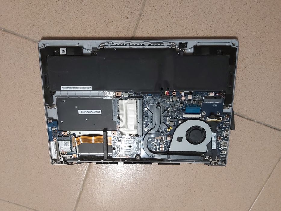 Portátil  Asus UX303 intel i5