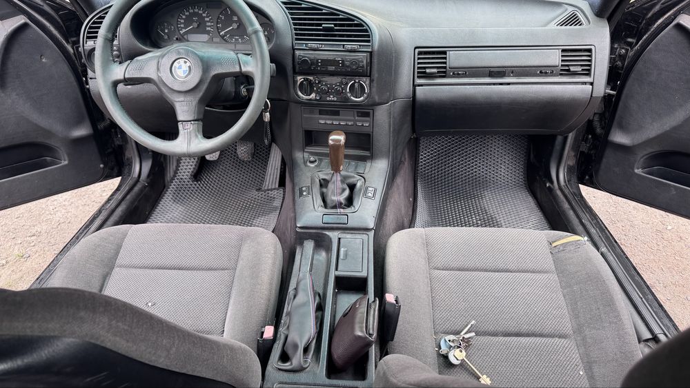 BMW E36 M50B20 320i