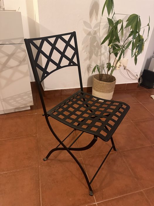 Cadeira de ferro