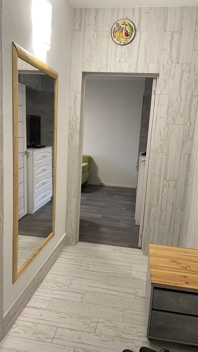 Продам часть здания возле парка Шевченко пол коммерцию