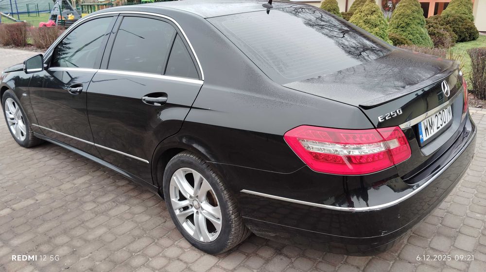 Mercedes-Benz E-250 204km automat.Rok produkcji 2009