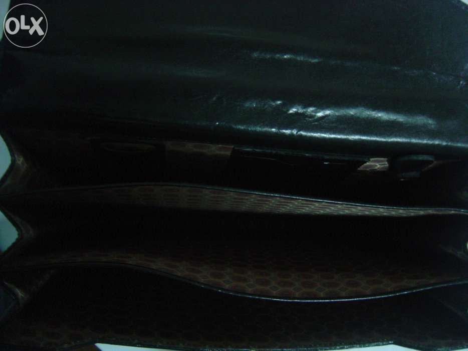 Pasta de executivo preta em pele (nova)