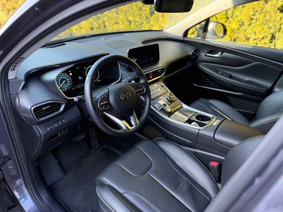 Hyundai Santa Fe 2022 року
