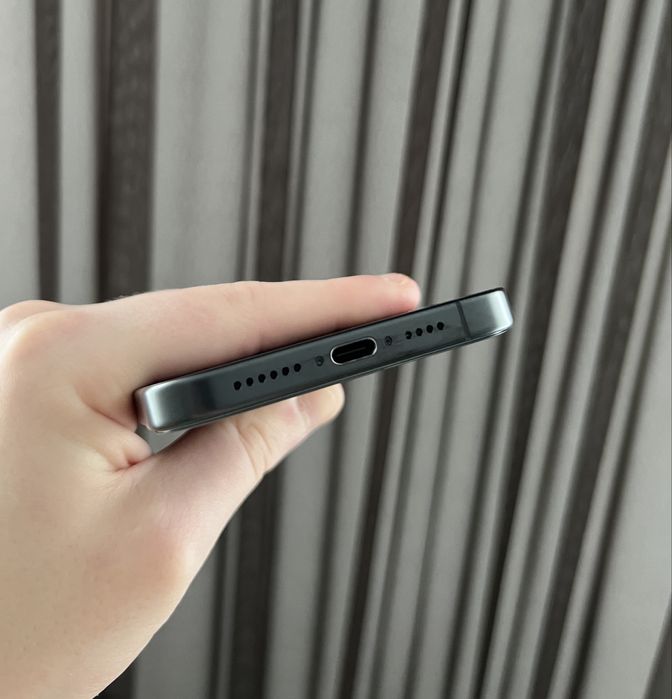 ЯК НОВИЙ! | iPhone 15 Pro Max | 256gb | Black Titanium | Neverlock |