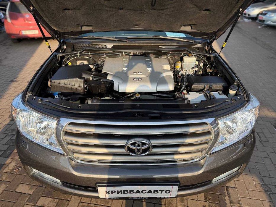 Toyota Land Cruiser 200 2007p