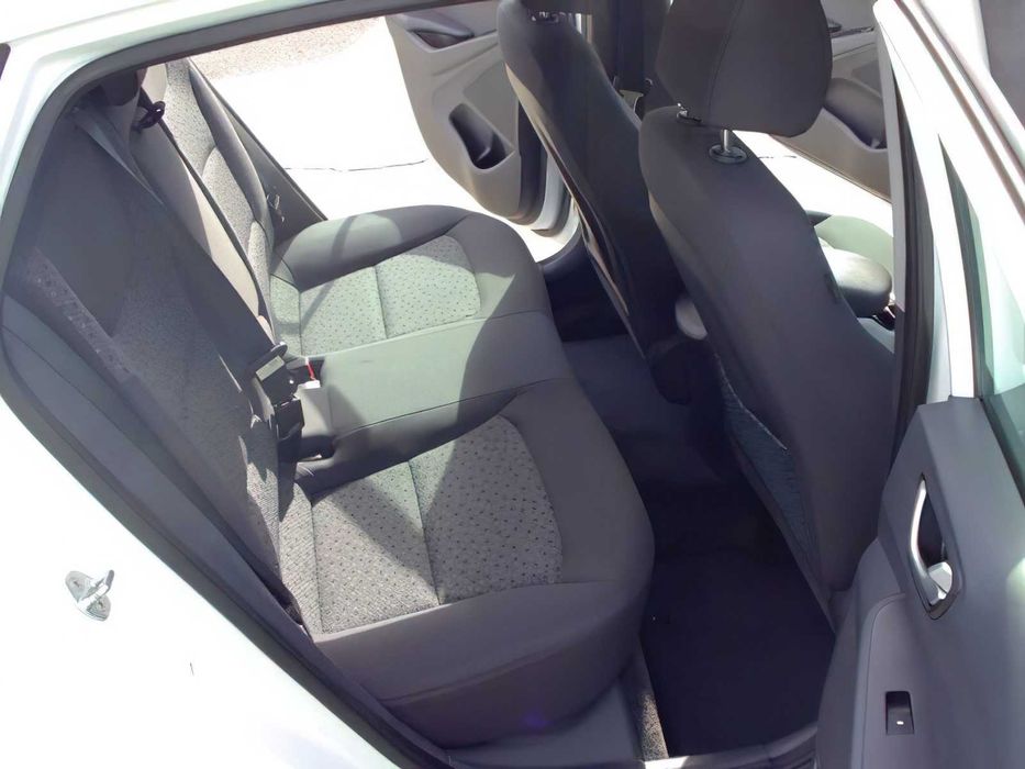Hyundai Ioniq      2018