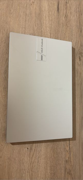 ASUS Vivobook 15”  16GB RAM  512GB SSD
