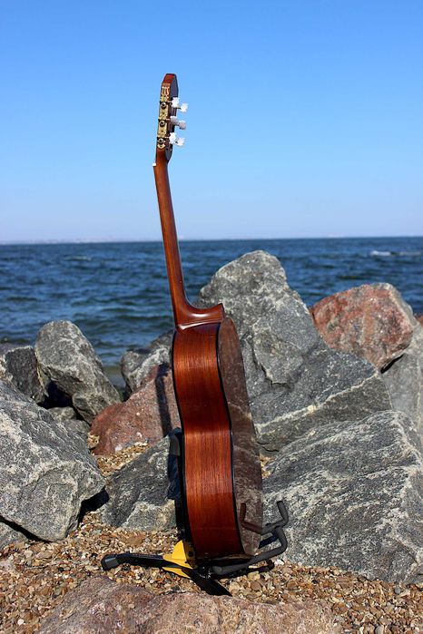 Гитара Yamaha C70 Классическая Чехол утепленный Каподастр