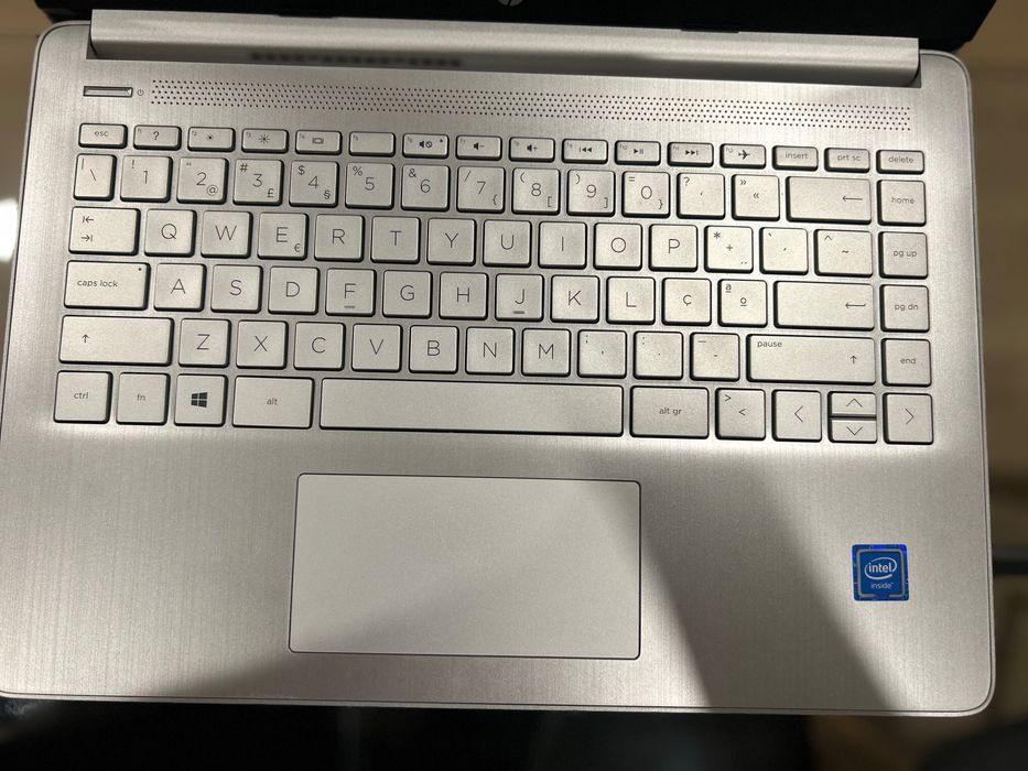 Portátil HP NB 14S - DQ0004NP