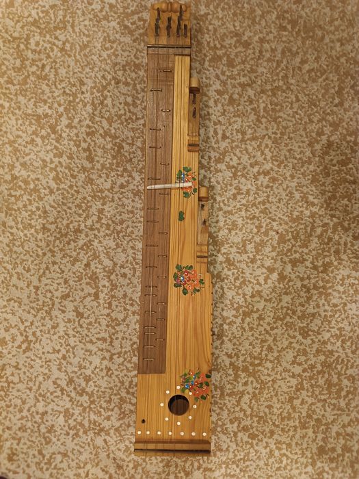 Cytra cytera węgierski instrument ludowy cymbał