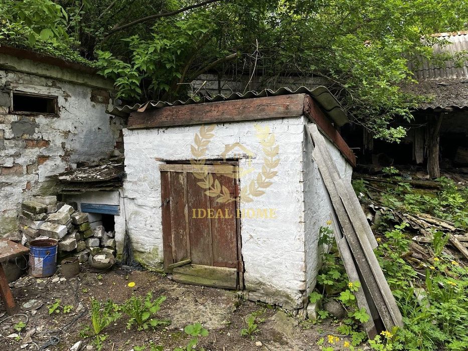 Продаж цегляного будинка по Одеській трасі в с. Кодаки, Київська обл.